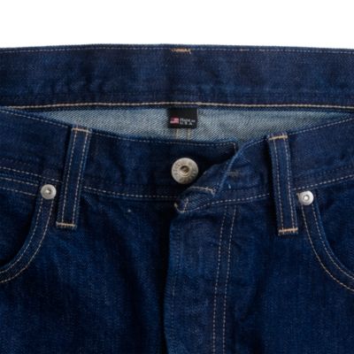 Wallace & Barnes slim selvedge jean in White Oak Cone Denim&reg; with rinsed wash