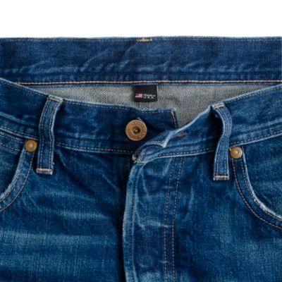 Wallace & Barnes slim selvedge jean in White Oak Cone Denim&reg; with deck fade wash