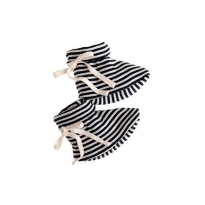 Nature Baby&reg; booties