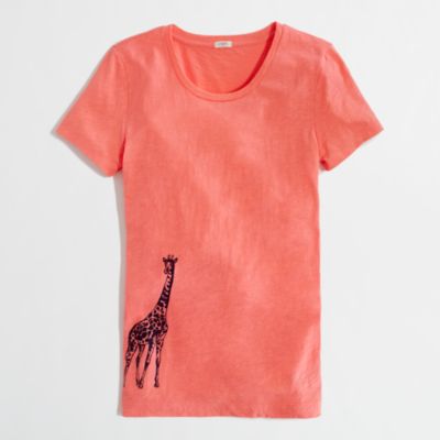 Factory giraffe graphic tee