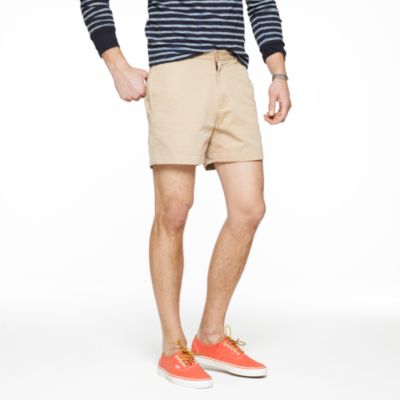 5" essential chino short