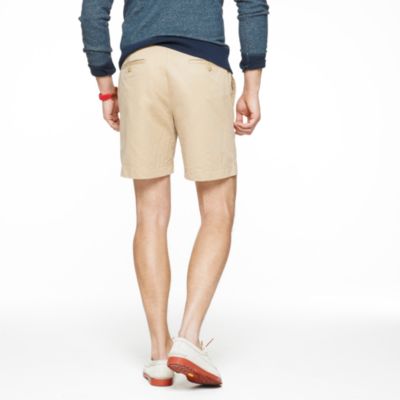 7" essential chino short