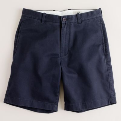 9" essential chino short