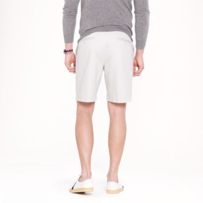 9" essential chino short