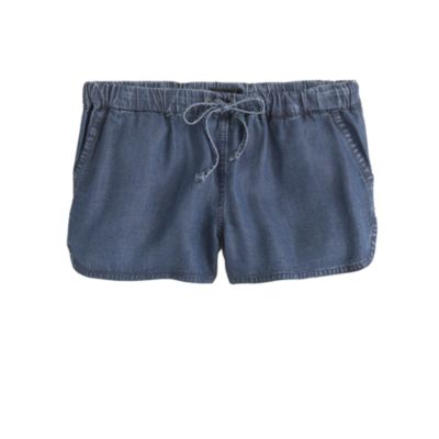 Lightweight washed chambray short