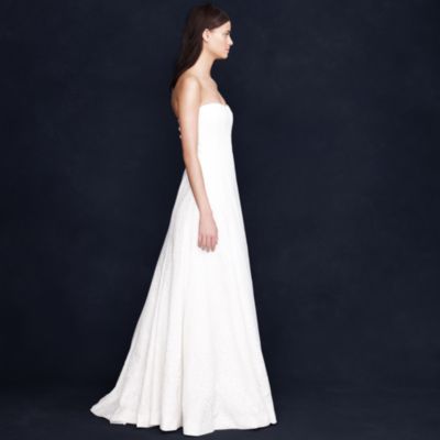 Laura lace gown