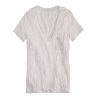 Linen V-neck pocket tee