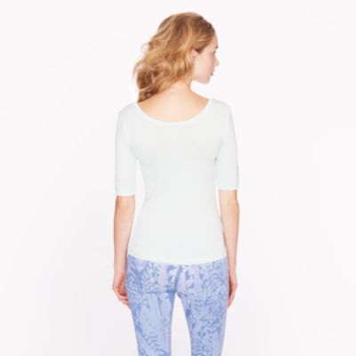 Perfect-fit ballet button tee