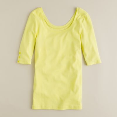 Perfect-fit ballet button tee