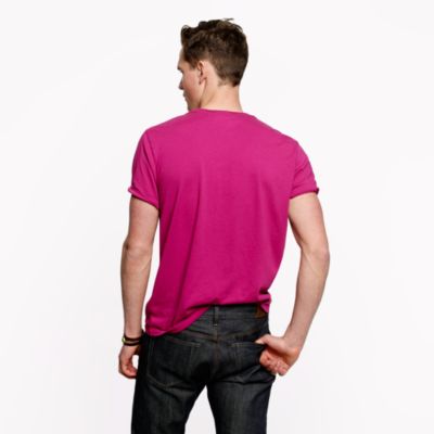 Broken-in pocket tee