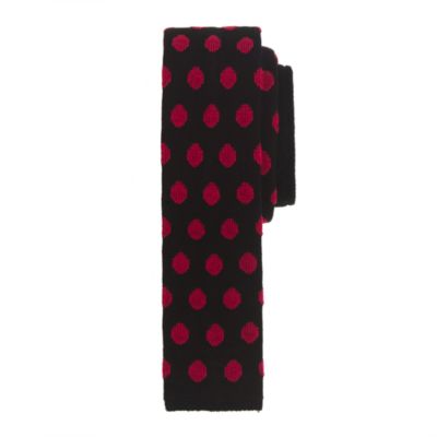 Anonymous Ism tie