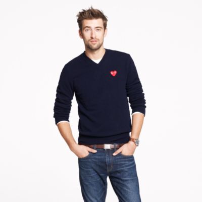 PLAY Comme des Gar�ons&reg; V-neck sweater