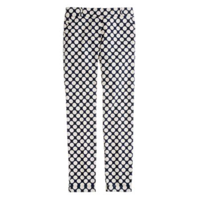 Caf&eacute; capri in Pop Art polka dot