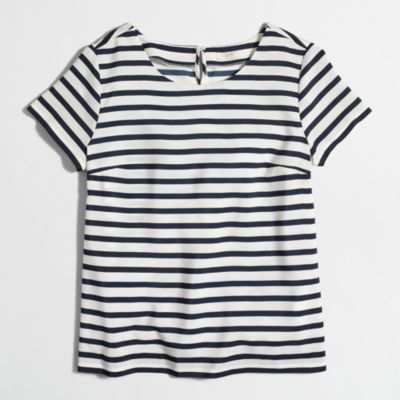 Factory novelty draped tee