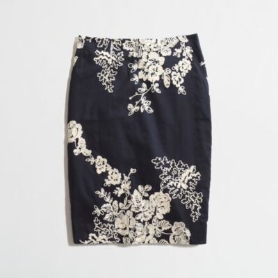 Factory pencil skirt in embroidered floral