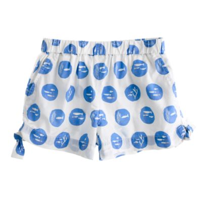 Girls' little bows short in fishin' around
