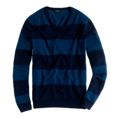 Cotton-cashmere V-neck sweater in ink stripe