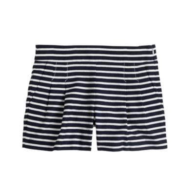 Pleated short in nautical stripe
