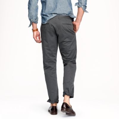 Broken-in chino in classic fit