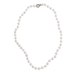 Collection 
hand-knotted pearl necklace