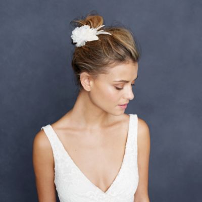 Feather blossom comb