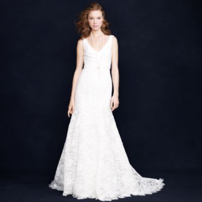 Sara lace gown