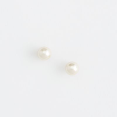 Factory pearl stud earrings