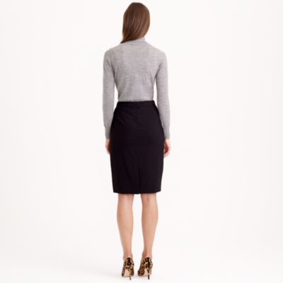 Pencil skirt in stretch wool
