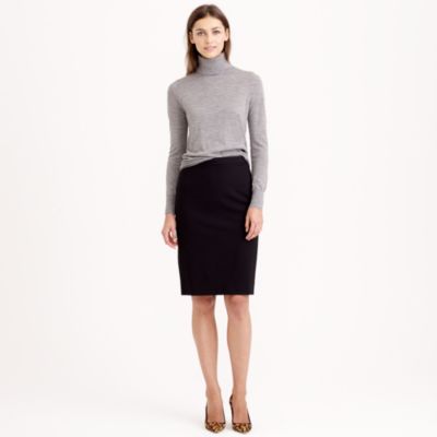 Pencil skirt in stretch wool