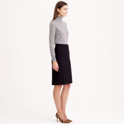 Pencil skirt in stretch wool