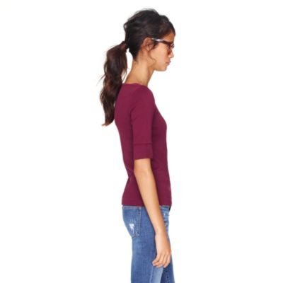 Perfect-fit boatneck tee