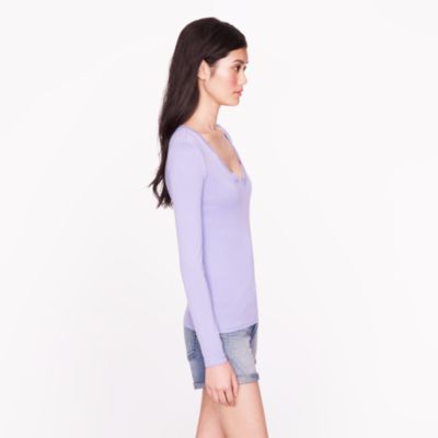 Perfect-fit long-sleeve V-neck tee