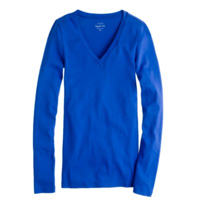Perfect-fit long-sleeve V-neck tee
