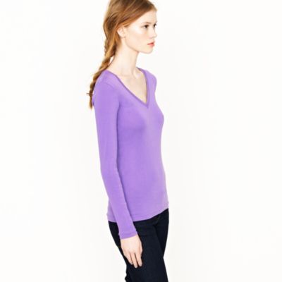 Perfect-fit long-sleeve V-neck tee