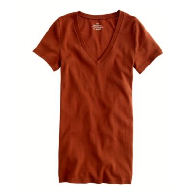 Perfect-fit V-neck tee