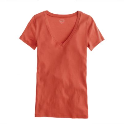 Perfect-fit V-neck tee