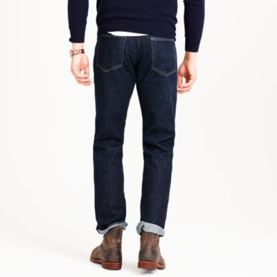 Straight jean in resin crinkle wash