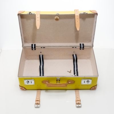 Globe-Trotter&reg; Centenary 30" extra-deep suitcase with wheels