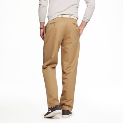 Essential chino in relaxed fit
